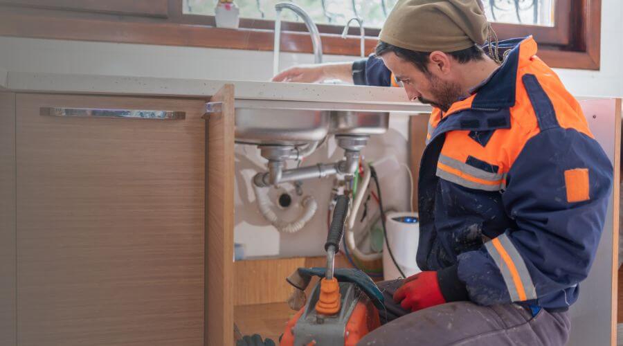 Local expert plumbing services in Pollok, TX